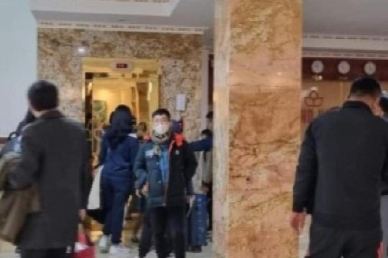 Friend Hotel 河江 外观 照片