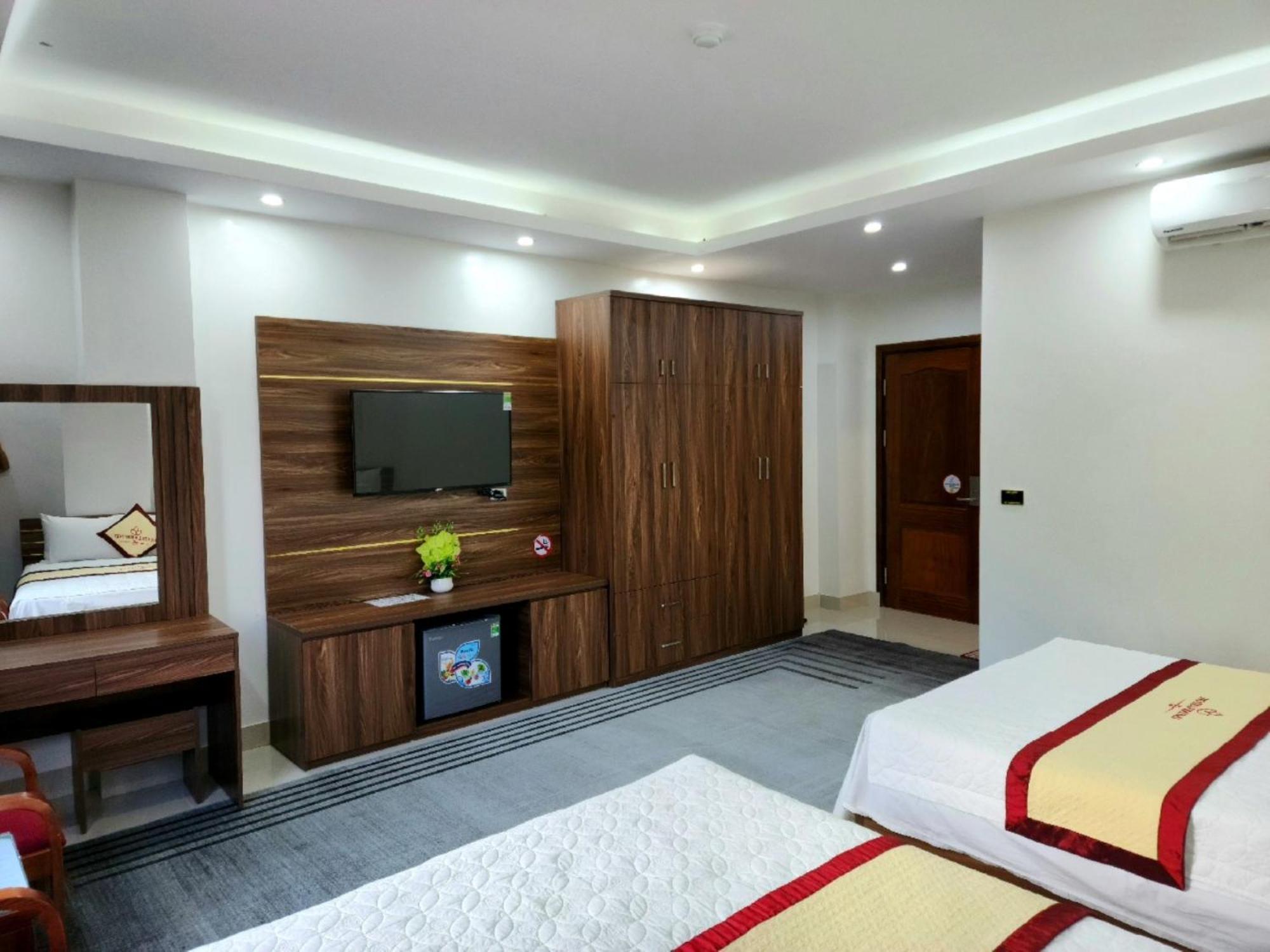 Friend Hotel 河江 外观 照片
